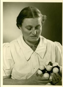 Agnes Pockels (1862–1935)