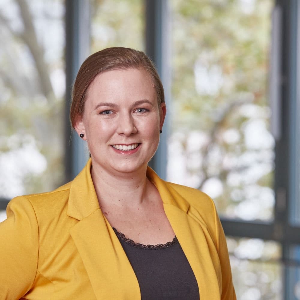 Dr. Jasmin Herr