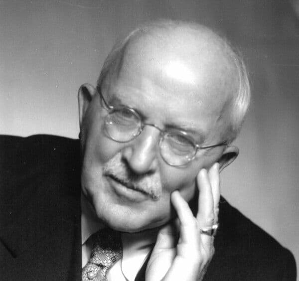 Hermann Staudinger Award
