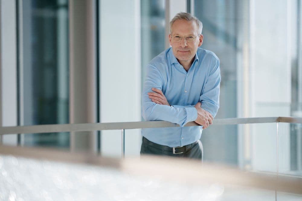 Bioabbaubare Polymere: Andreas Künkel erhält den Meyer-Galow-Preis für Wirtschaftschemie 2025
