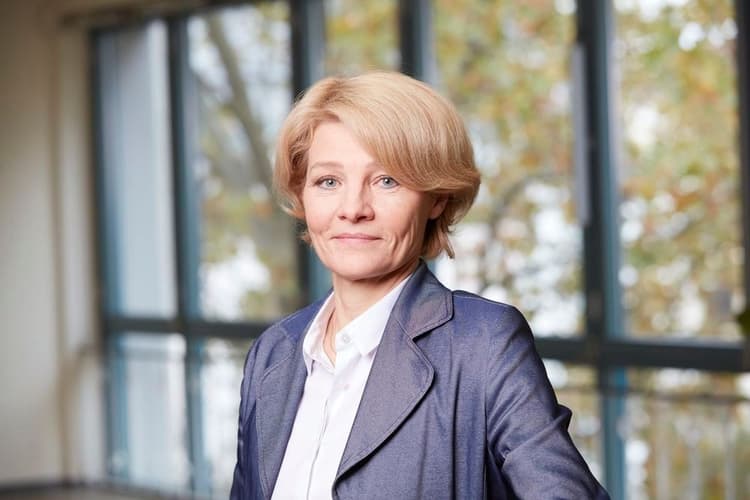 Elena Kling, Teamleiterin Finanzbuchhaltung, Spenden, OV/JCF-Finanzen