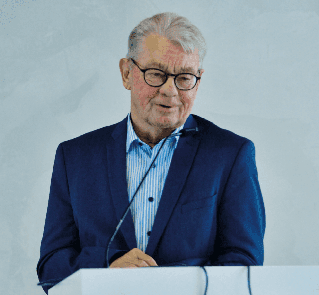 Brücken vom Molekül zum Material